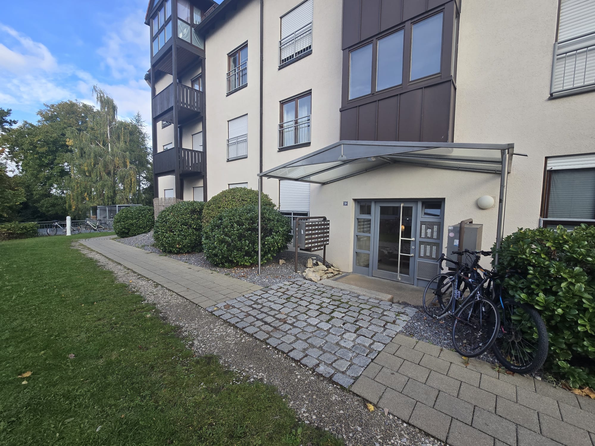 Foto 1-Zimmer-Apartment mit Terrasse � Universit�tsn�he