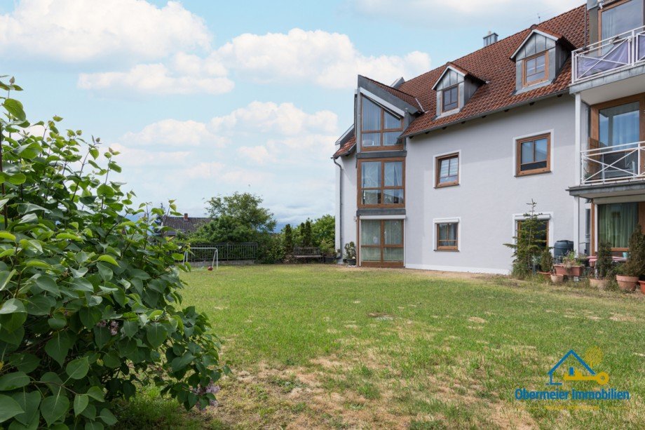 xR�ckansicht Dachgeschosswohnung Burglengenfeld