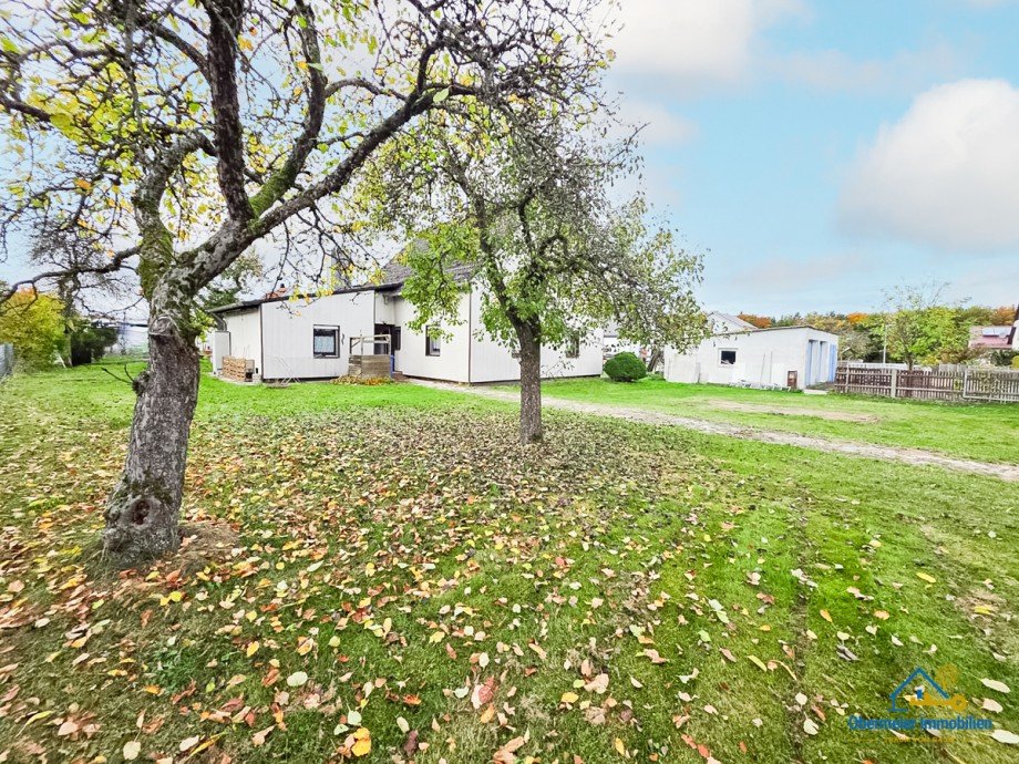 Gartenansicht Einfamilienhaus Ihrlerstein