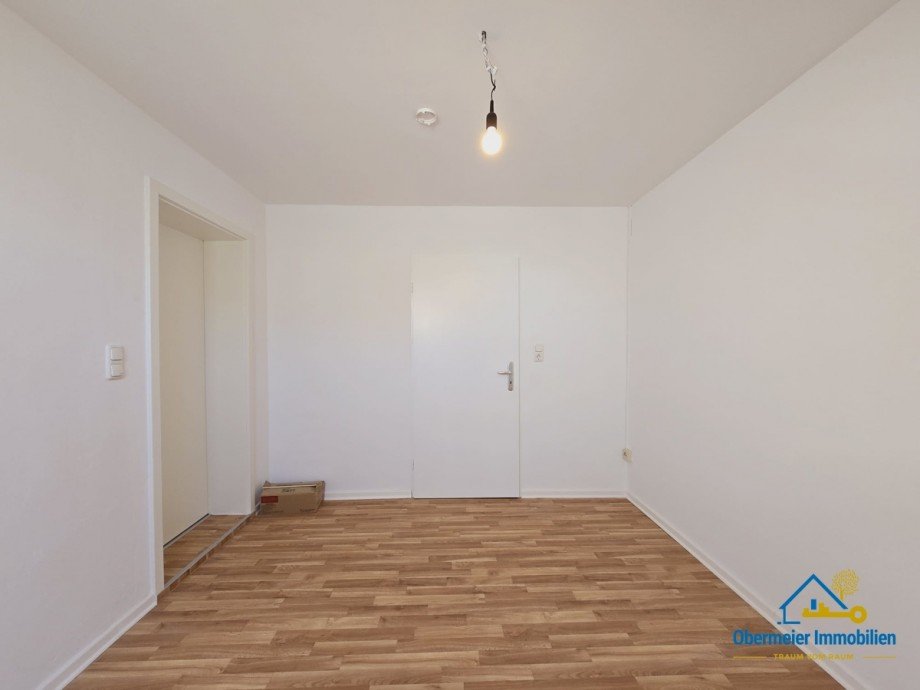 Diele/Zugang Dachgeschosswohnung Lappersdorf