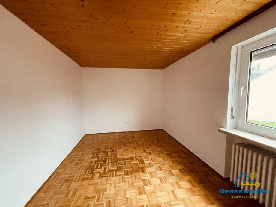 Kind 1 Etagenwohnung Regensburg