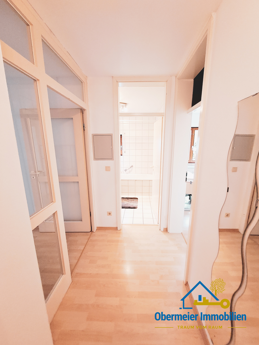 Diele Etagenwohnung Regensburg