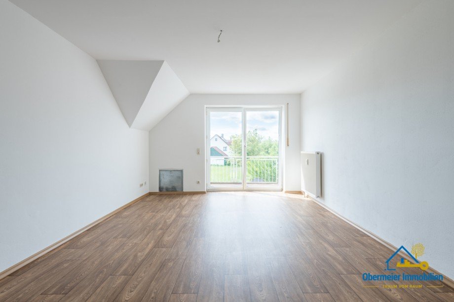 xWohnen/Schlafen Dachgeschosswohnung Mintraching