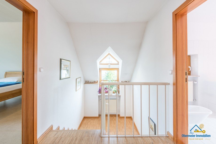 Flur DG Einfamilienhaus Abensberg