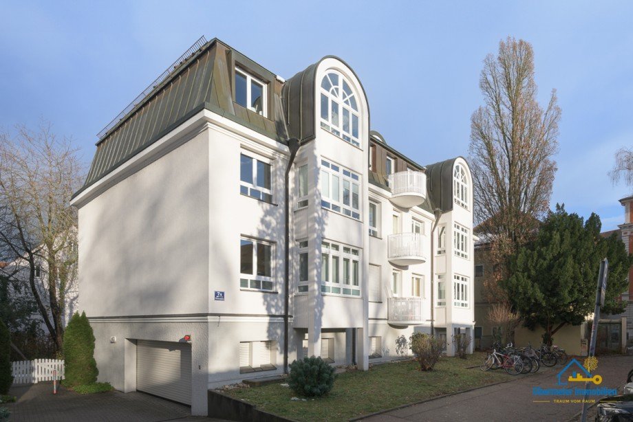 Hausansicht Etagenwohnung Regensburg