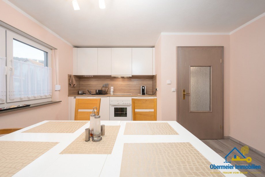 Kochen/Essen EG Zweifamilienhaus Saal an der Donau