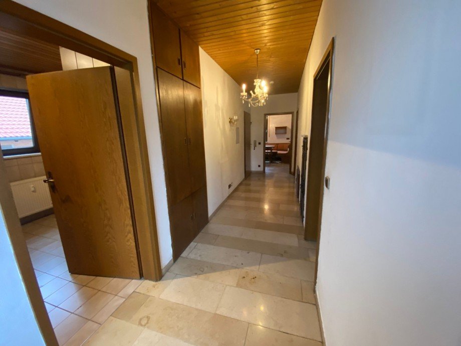 Flur Erdgeschosswohnung Lappersdorf