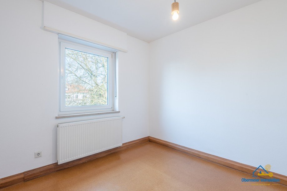 Kind 2/B�ro Reihenmittelhaus Regensburg