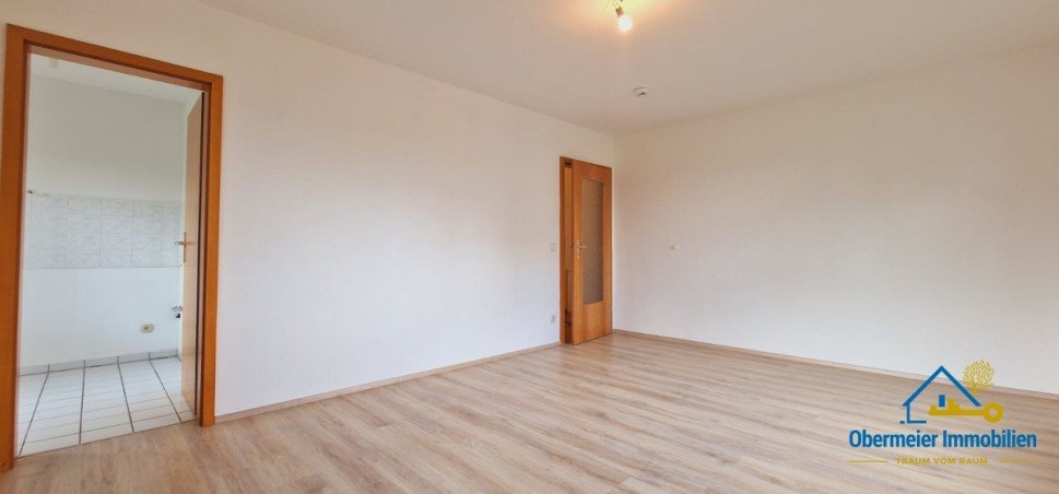 Wohnen/Essen Etagenwohnung M�nchen / Untermenzing