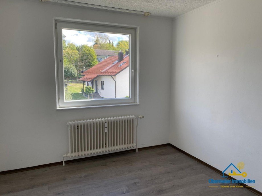 Kind 2 Etagenwohnung Bruck in der Oberpfalz