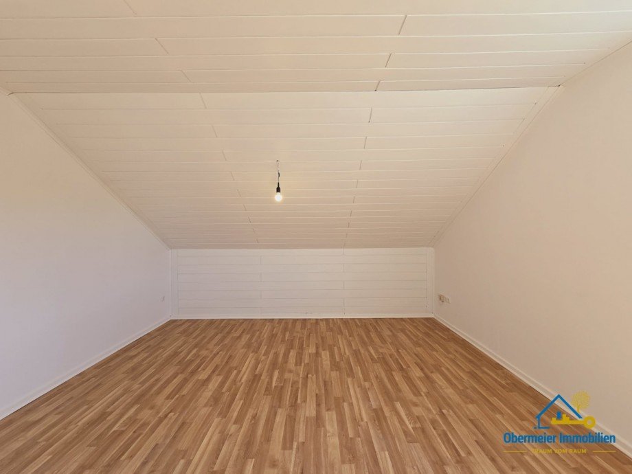 Wohnen/Essen Dachgeschosswohnung Lappersdorf