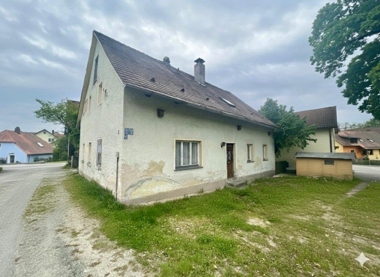 xAu�enansicht Neunburg vorm Wald / Kr�blitz Einfamilienhaus Altbau mit Charakter sucht Vision�re - Sanierungsobjekt in Neunburg vorm Wald