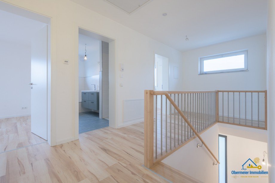 Diele OG Einfamilienhaus Bodenw�hr