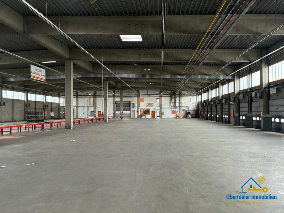  Halle / Lager / Produktion Straubing