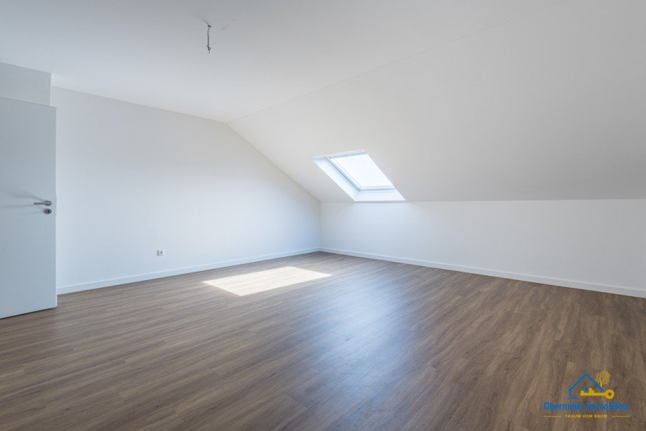 Eltern/Schalfen Dachgeschosswohnung Pentling
