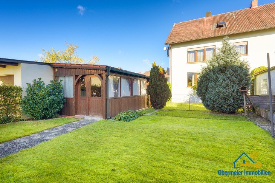 Nebengeb�ude Zweifamilienhaus Schwandorf
