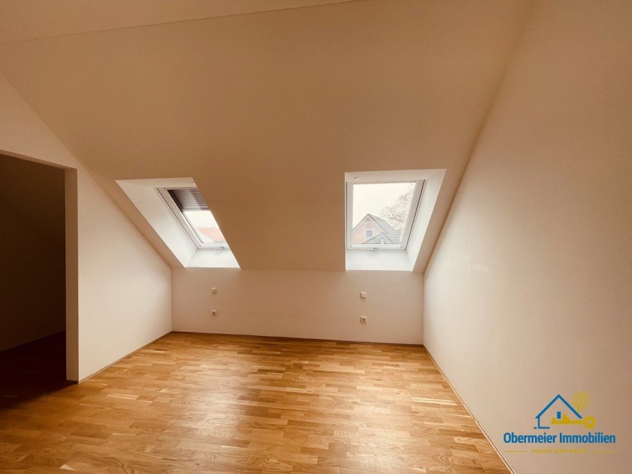 Eltern mit Umkleidebereich Etagenwohnung Nittenau