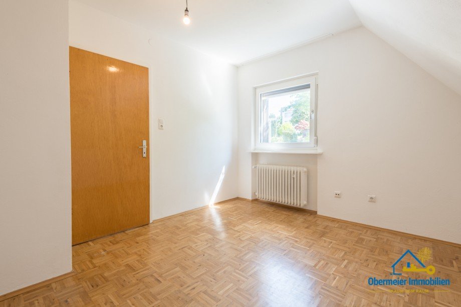 xKind 1 Zweifamilienhaus Regensburg / Keilberg