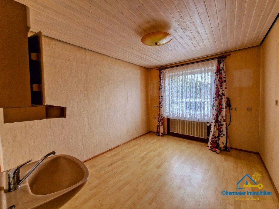 Kind 2 Einfamilienhaus Hunderdorf