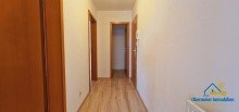 Flur Renovierte 2-Zimmer-Mietwohnung mit Loggia und Duplex-Stellplatz