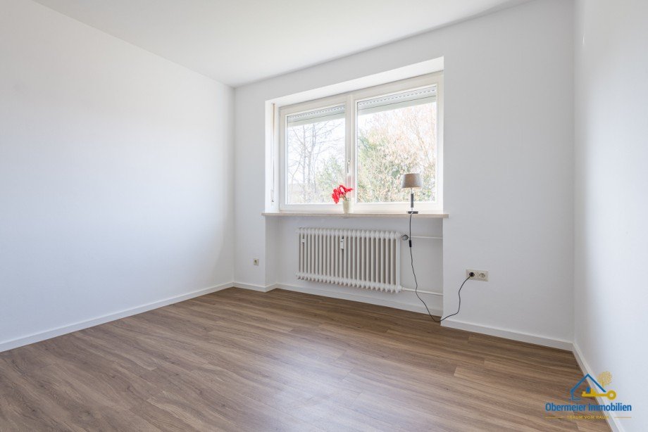 Kind 2/B�ro Erdgeschosswohnung Pentling
