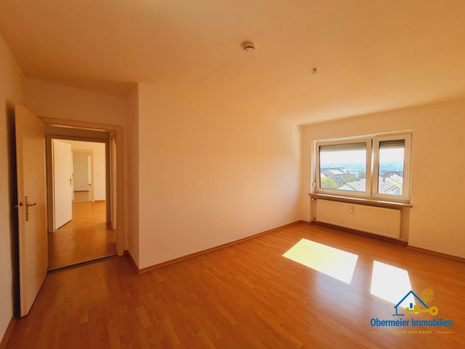 Kind 2 Etagenwohnung Regensburg