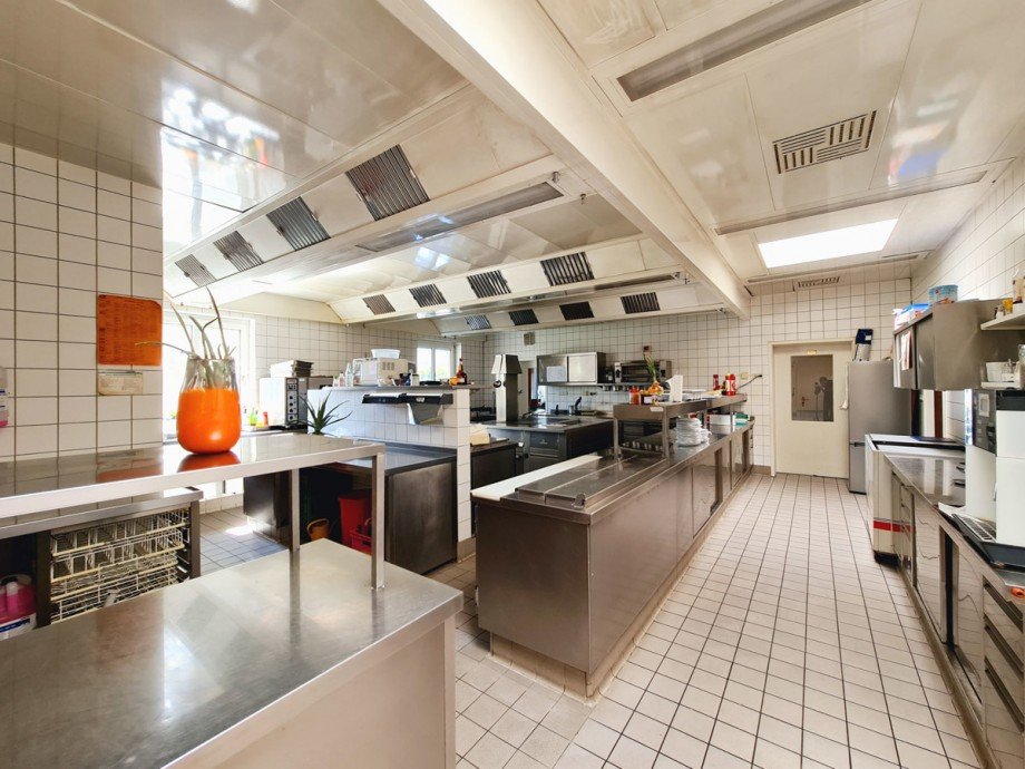 Gro�k�che Gastronomie und Wohnung Abensberg / Sandharlanden