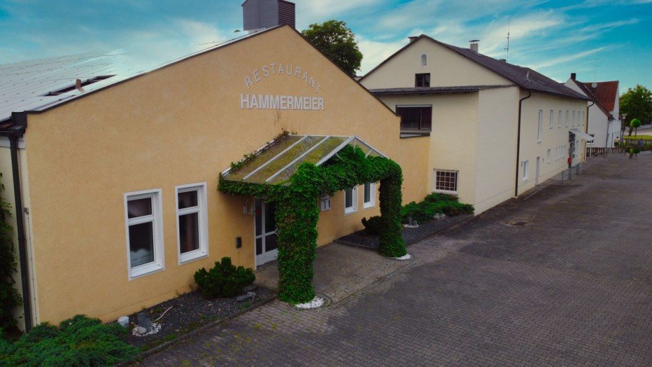 Au�enansicht Gastronomie und Wohnung Abensberg / Sandharlanden