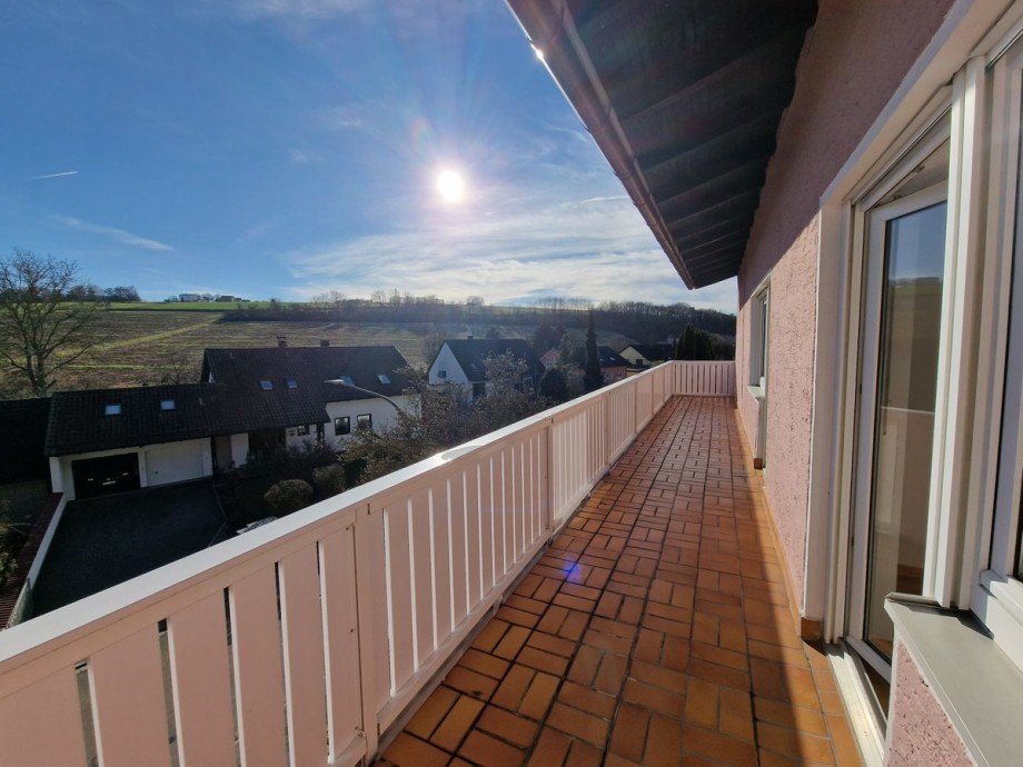 Balkon Etagenwohnung Wenzenbach / Gr�nthal