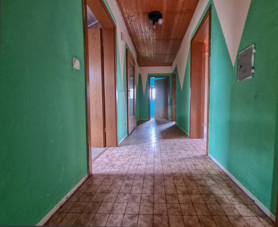 DG Flur Zweifamilienhaus Regenstauf / Diesenbach