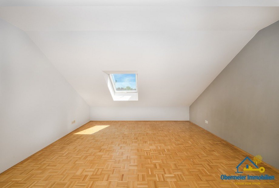 Wohnen/Essen Dachgeschosswohnung Regensburg