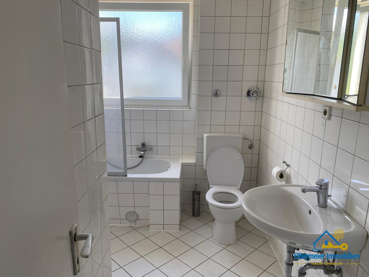 4-Zimmer-Wohnung mit Loggia und Einbauküche in Bruck i.d.OPf. - Foto 5
