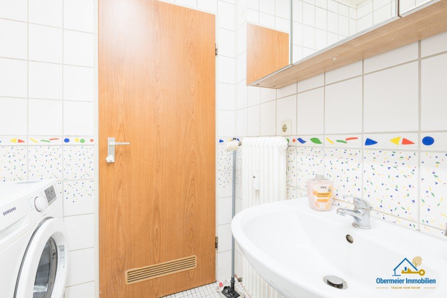 Bad Etagenwohnung Neutraubling