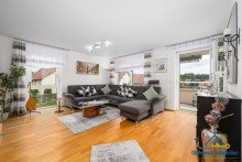 Wohnen Elegante 3-Zimmer-Wohnung mit Aufzug, Balkon und edler Innenausstattung