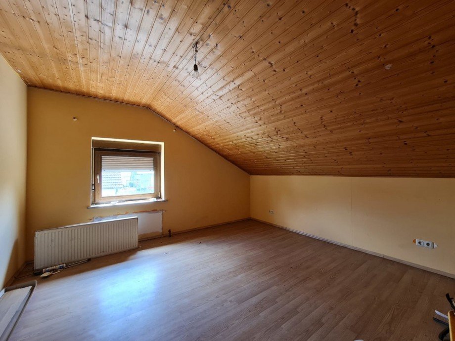 DG Eltern Zweifamilienhaus Regenstauf / Diesenbach