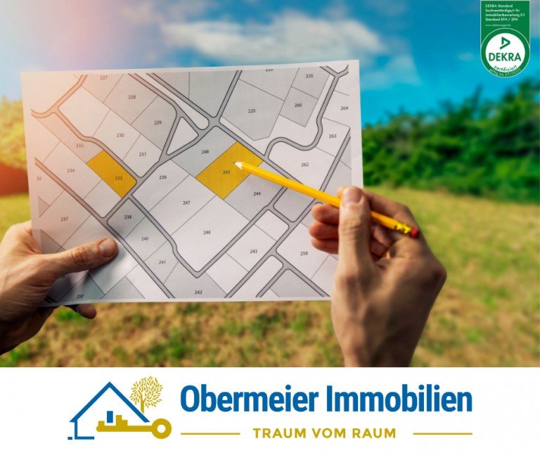 www.obermeier-immobilien.de Lappersdorf Land- / Forstwirtschaft - Grdst. Gro�z�gige Acker- und Wiesenfl�chen in der N�he von Lappersdorf