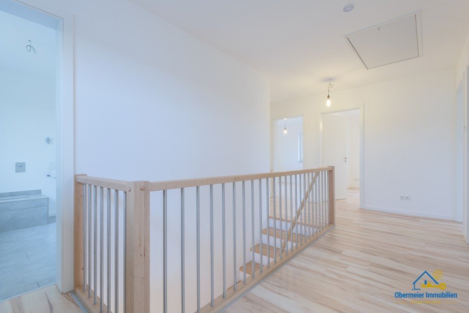 Diele OG Einfamilienhaus Bodenw�hr