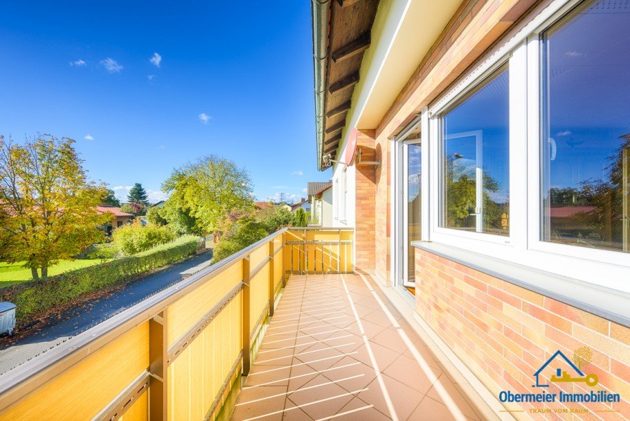 Balkon (OG) Zweifamilienhaus Schwandorf