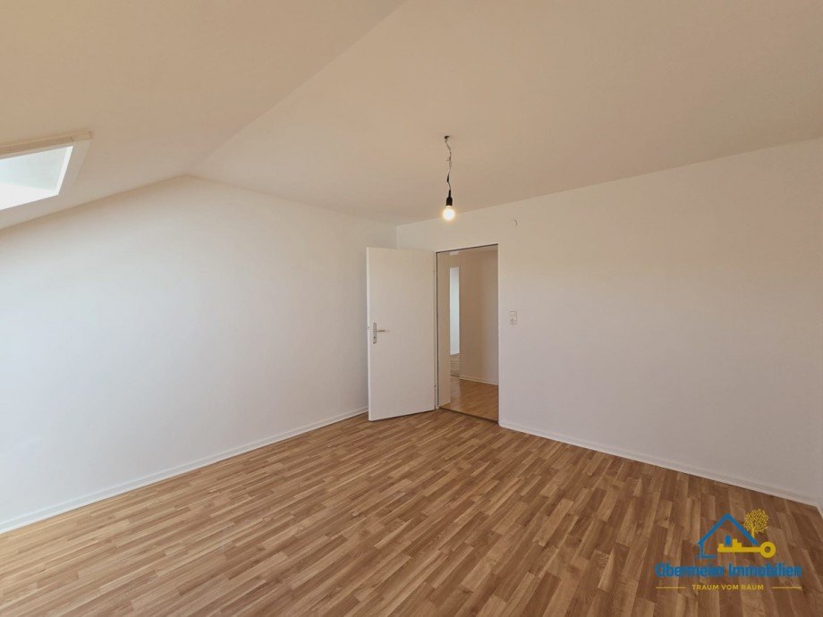 Schlafen/Eltern Dachgeschosswohnung Lappersdorf
