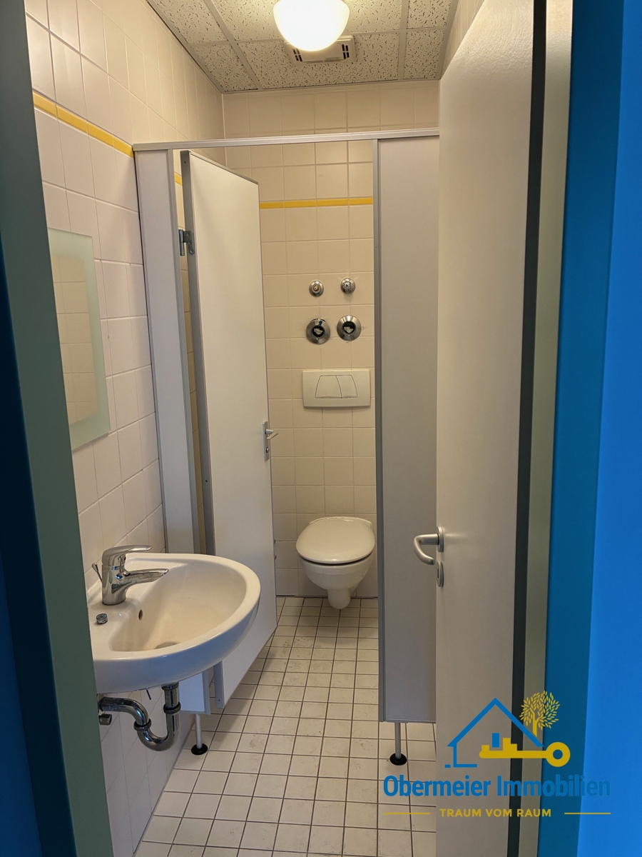 1. OG - ca. 145 m� B�ro / Praxis Regensburg