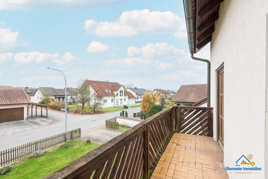 Balkon Doppelhaush�lfte Schierling