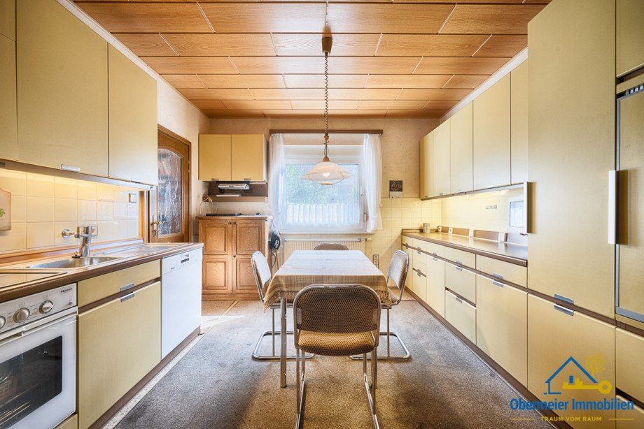 Kochen Doppelhaush�lfte Regensburg / Schwabelweis