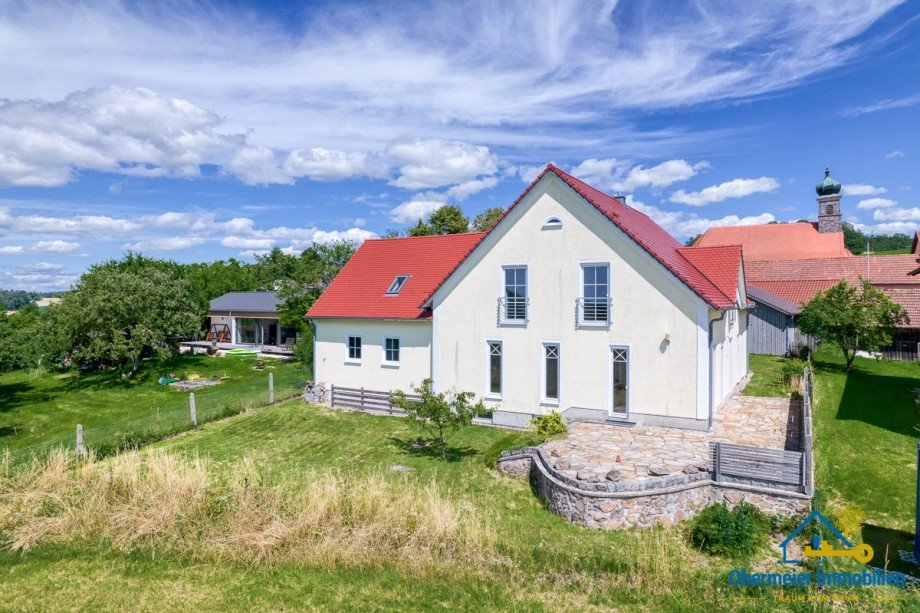 Au�enansicht Einfamilienhaus Bernhardswald / K�rn