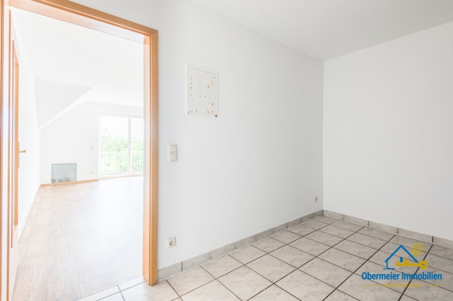 xEssen Dachgeschosswohnung Mintraching
