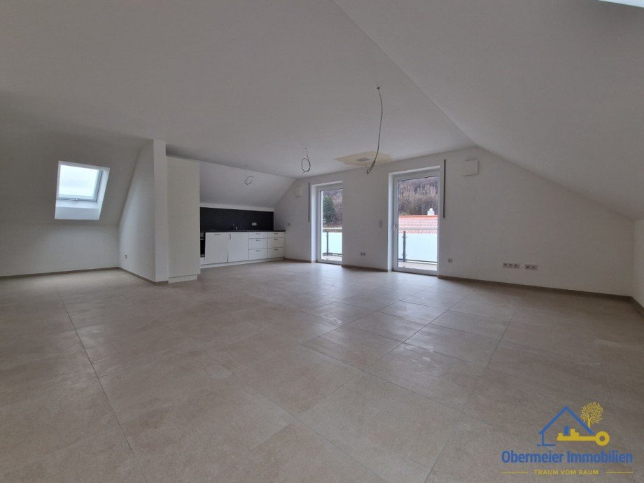 Wohnen Dachgeschosswohnung Saal an der Donau