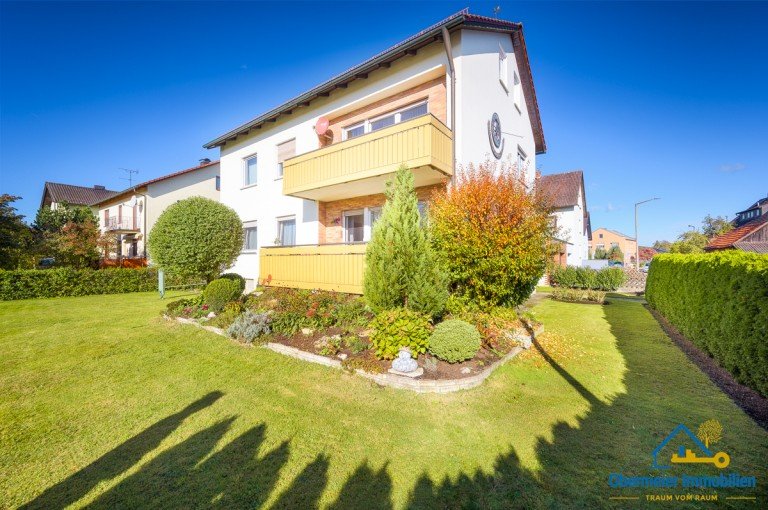 Gartenansicht Schwandorf Zweifamilienhaus Sehr gepflegtes Zweifamilienhaus mit Doppelgarage