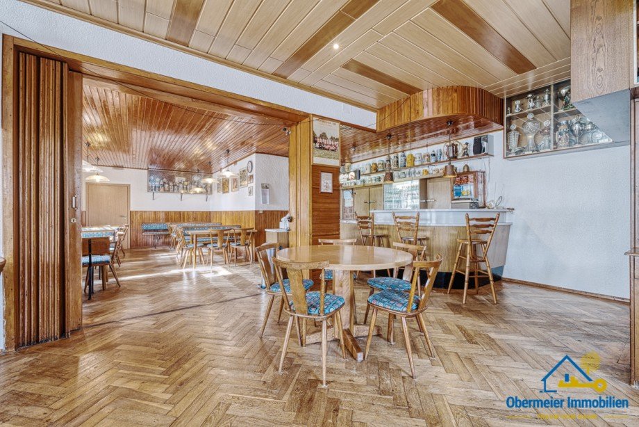 Thekenbereich Haus Regenstauf / Steinsberg