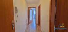 Flur Renovierte 2-Zimmer-Mietwohnung mit Loggia und Duplex-Stellplatz