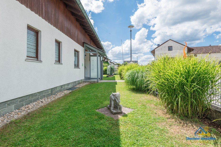 xAu�enansicht Einfamilienhaus Ihrlerstein