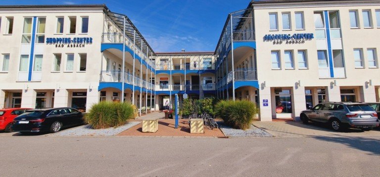 Hausansicht Bad Abbach B�ro / Praxis Top-Anlageobjekt: B�ro/Praxisr�ume oder Wohnfl�che im etablierten Shoppingcenter